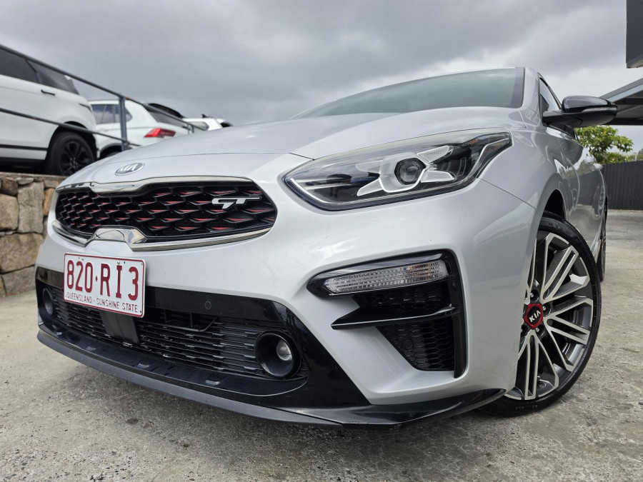 2020 Kia Cerato BD GT Hatch Image 2
