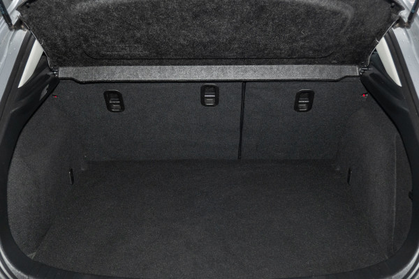 2016 Mazda 3 BM5478 Neo Hatch Image 16