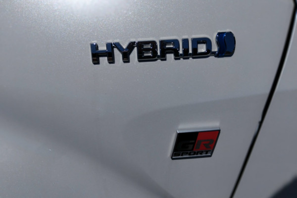 2022 MY21 Toyota C-HR ZYX10R GR Sport SUV Image 19
