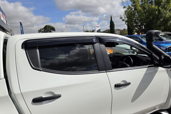 2022 MY22.5 Mitsubishi Triton MR GLX-R Ute Image 7