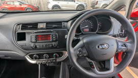 2012 MY13 Kia Rio UB S Hatch image 11