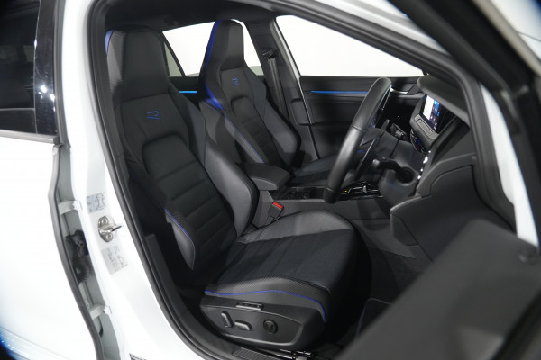 2024 Volkswagen Golf 7 R Hatch Image 28