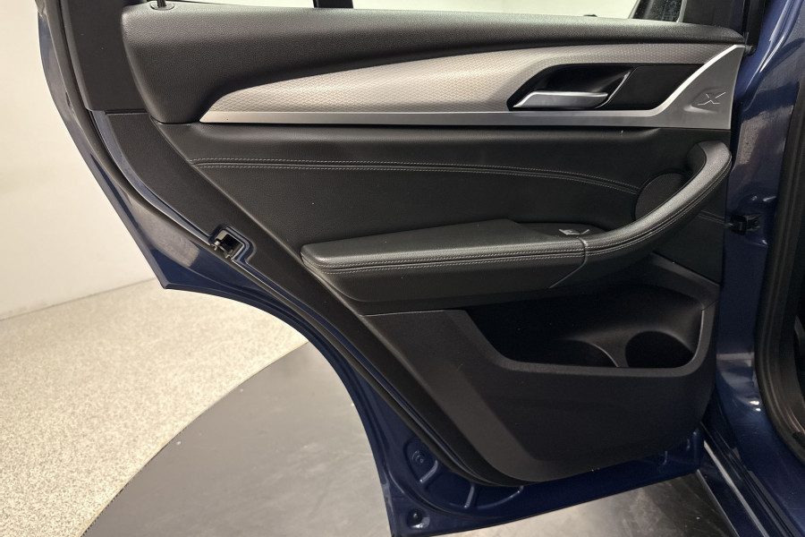 2019 BMW G01 - X3-3 xDrive30i SUV Image 15