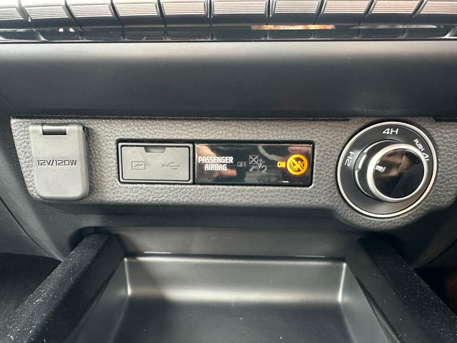 2026 MY25.5 Isuzu D-MAX RG X-TERRAIN Ute Image 17