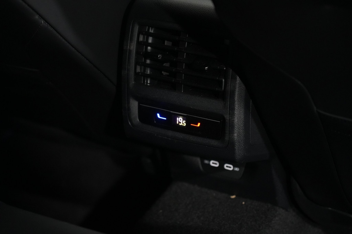 2025 Volkswagen Golf 7 R Hatch