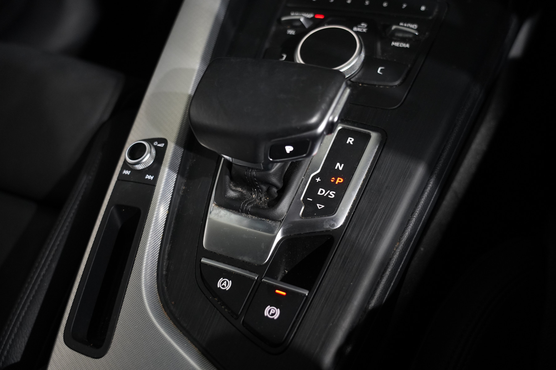 2018 Audi A4 1.4 Tfsi S Tronic S Line Sedan Image 16