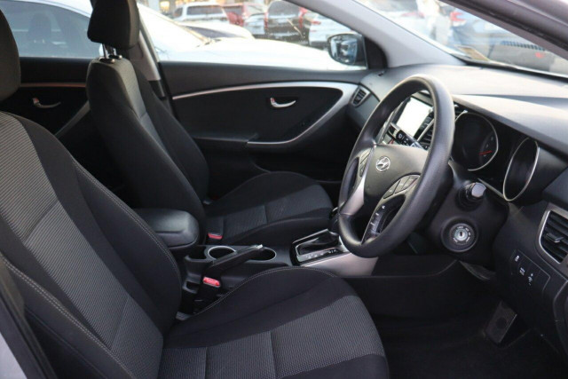 2016 MY17 Hyundai i30 GD4 Series II Active Hatch Image 14