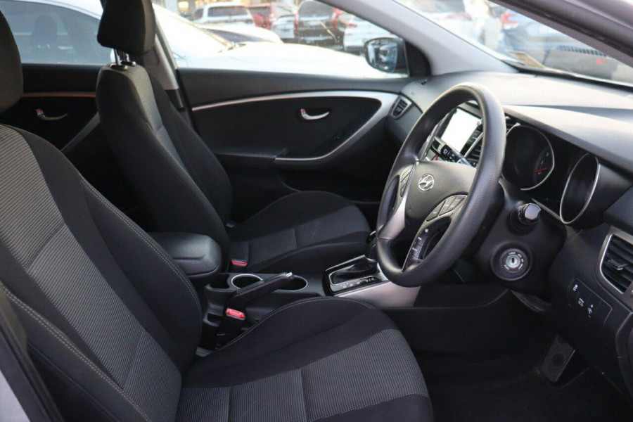 2016 MY17 Hyundai i30 GD4 Series II Active Hatch Image 14