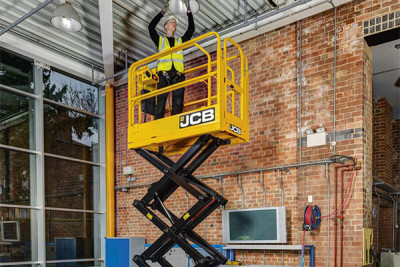 New JCB S1530E Electric Scissor
