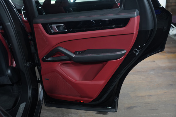 2022 Porsche Cayenne 9YA  SUV image 31