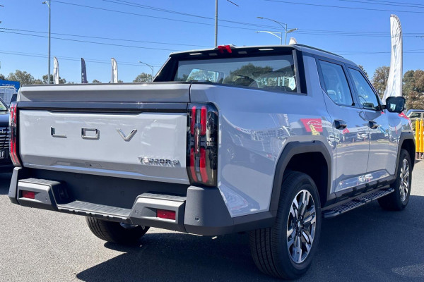 2025 LDV Terron 9 EKK1C Evolve Ute Image 10