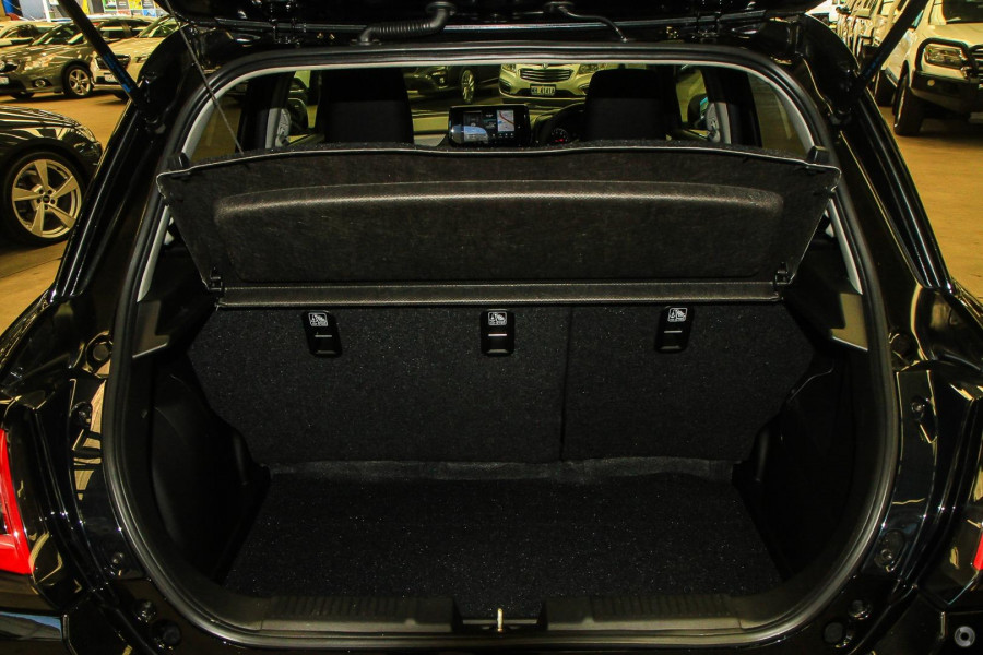 2026 Suzuki Swift UZ Hybrid GLX Hatch Image 9