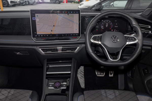2025 Volkswagen Tiguan CT 150TSI R-Line SUV image 7