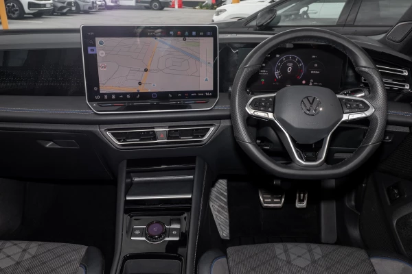 2025 Volkswagen Tiguan CT 150TSI R-Line SUV Image 7