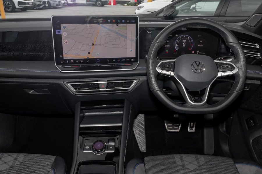 2025 Volkswagen Tiguan CT 150TSI R-Line SUV Image 7