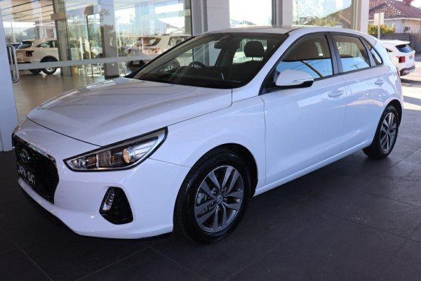 2017 MY18 Hyundai i30 PD Active Hatch
