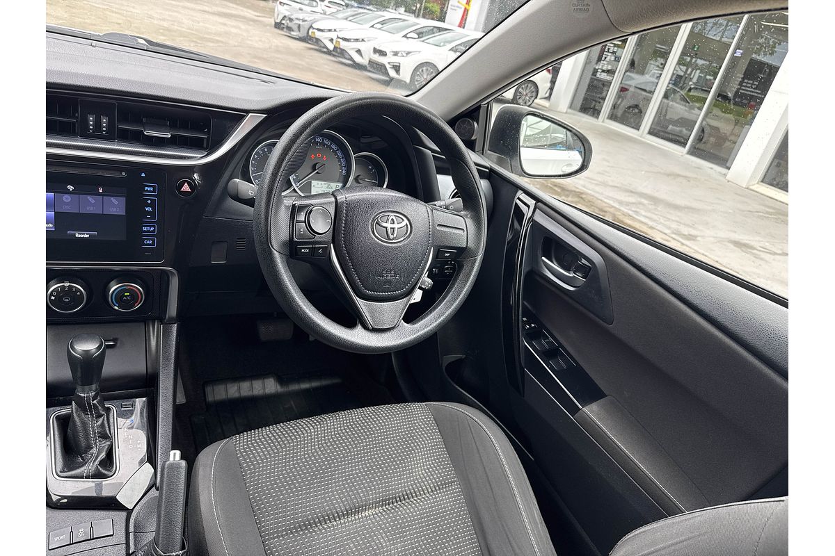 2017 Toyota Corolla ZRE182R Ascent Hatch Image 7