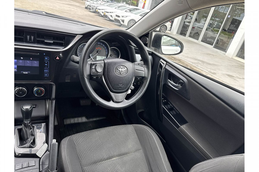2017 Toyota Corolla ZRE182R Ascent Hatch Image 7