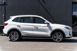 2025 MG ZS ZS32 Essence SUV