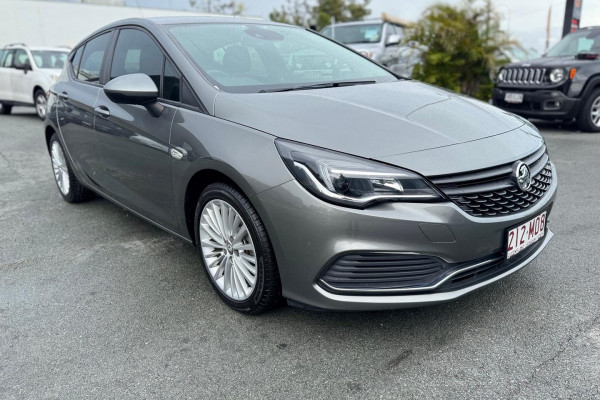 2017 Holden Astra BK R Hatch Image 6