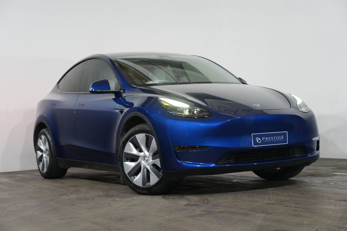 2024 Tesla Model Y  Long Range SUV
