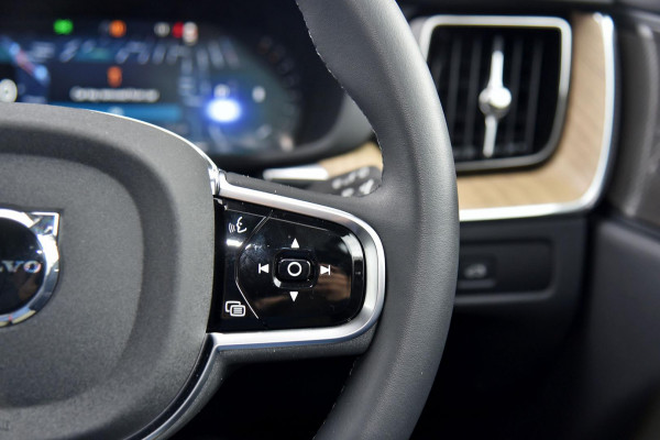 2025 MY26 Volvo XC60 UZ Plus B5 Bright SUV Image 7
