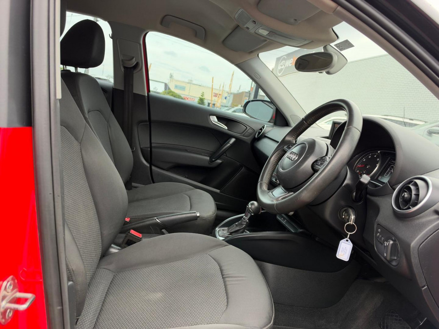 2013 MY14 Audi A1 8X Attraction Sportback Image 11
