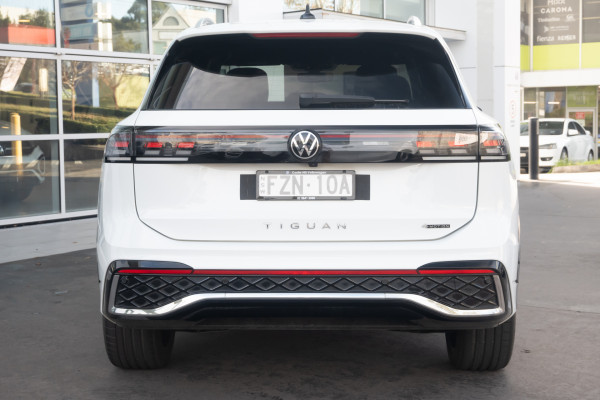 2025 Volkswagen Tiguan CT 195TSI R-Line SUV Image 5