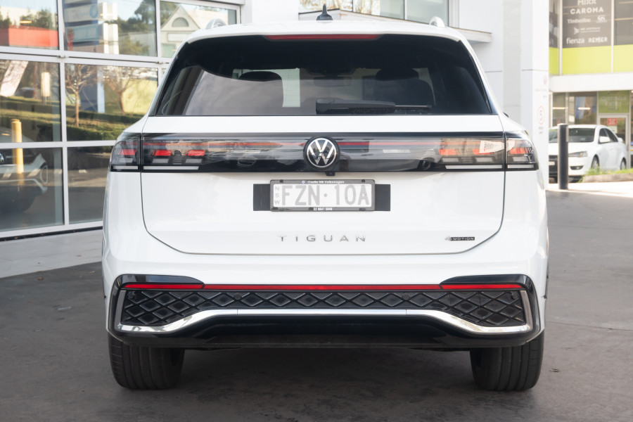 2025 Volkswagen Tiguan CT 195TSI R-Line SUV Image 5