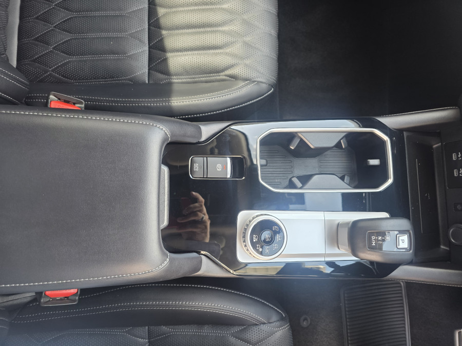 2025 Mitsubishi Outlander ZM Exceed SUV Image 27