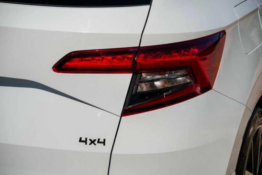 2020 MY21 Skoda Karoq NU 140TSI Sportline SUV Image 7