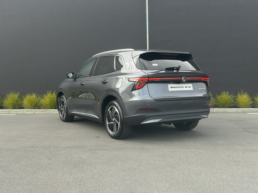2026 MG MGS5 EV Essence 49 SUV Image 4