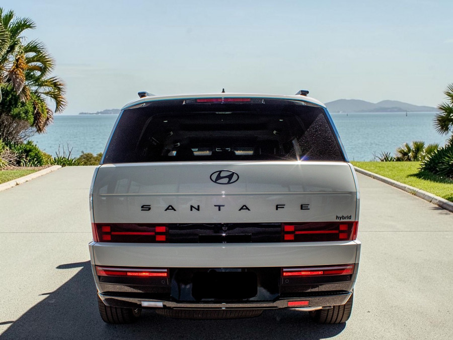 2026 Hyundai Santa Fe MX5.V2 Hybrid Calligraphy SUV Image 5