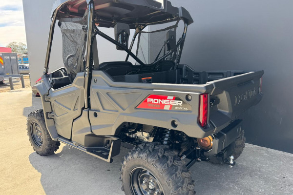 2024 MY23 Honda Pioneer 1000-3 Pioneer