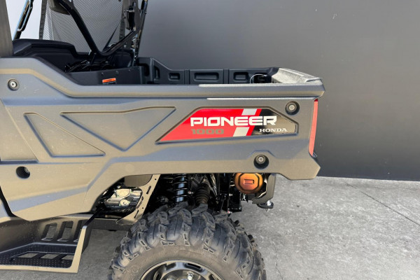 2024 MY23 Honda Pioneer 1000-3 Pioneer