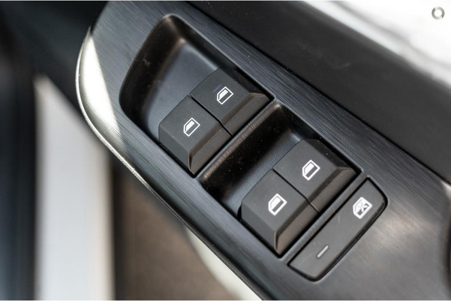2025 MG ZS ZS32 Essence SUV Image 14