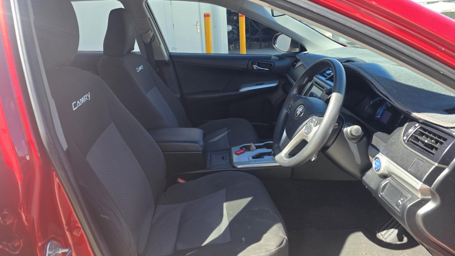 2013 Toyota Camry AVV50R SL Hybrid Sedan Image 10