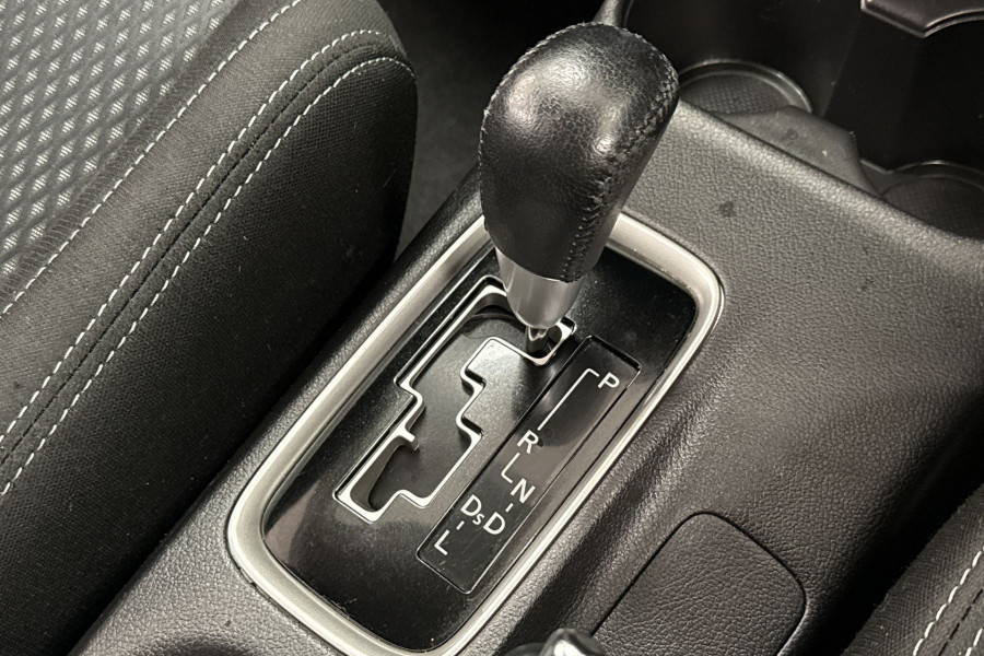 2015 MY16 Mitsubishi Outlander ZK LS SUV Image 8