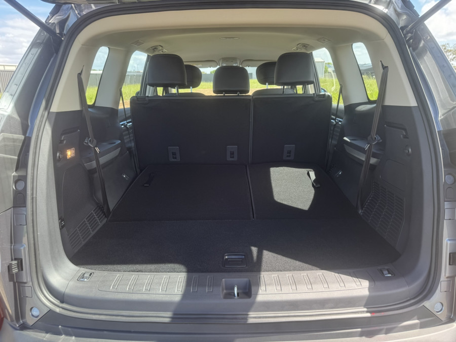 2026 MY25 LDV D90 Mode Wagon Image 12