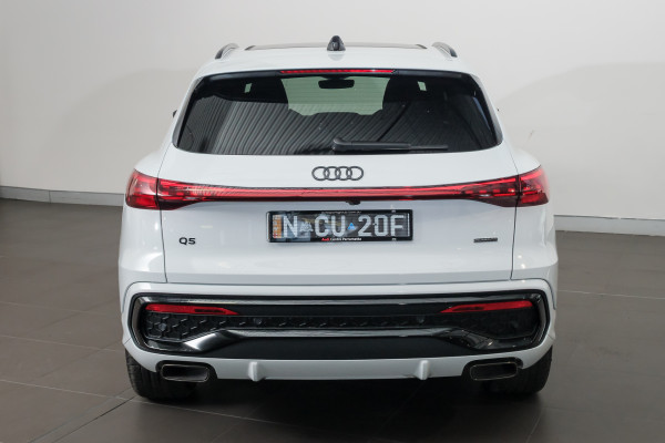 2026 Audi Q5 e-hybrid 270kW SUV image 5