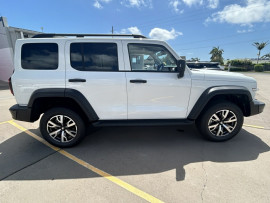 2025 GWM Tank 300 P01 Ultra SUV image 2