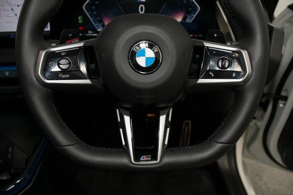 2025 BMW X3 G45 40d xDrive SUV image 12