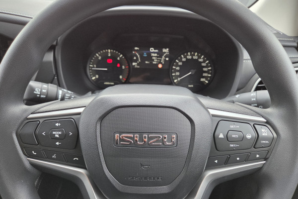 2026 MY25.5 Isuzu MU-X RJ LS-M SUV Image 13