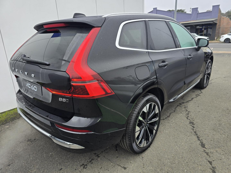 2026 Volvo XC60 UZ Plus B5 Bright SUV Image 9