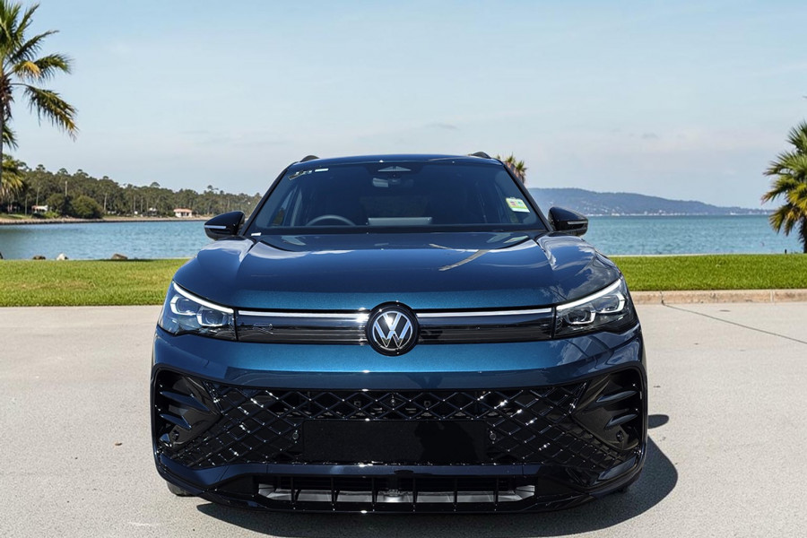 2026 Volkswagen Tiguan CT 195TSI R-Line SUV Image 6