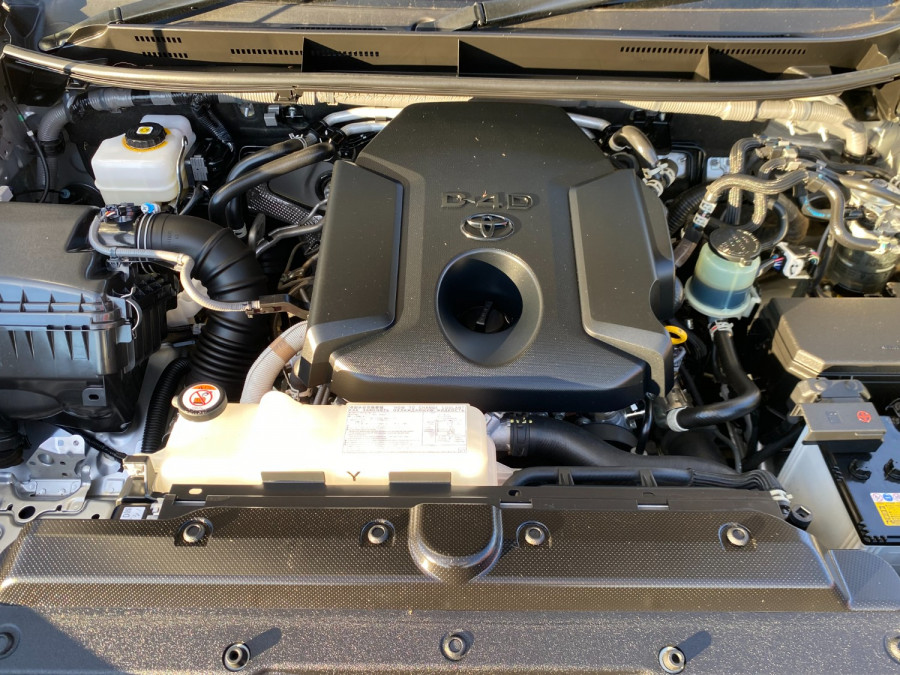 2022 Toyota LandCruiser Prado GDJ150R VX SUV Image 13