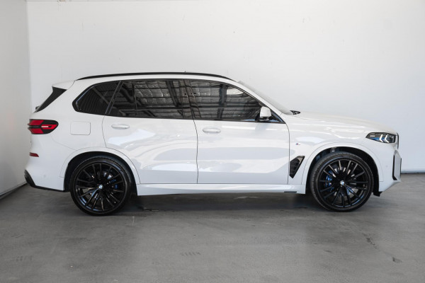 2024 BMW X5 G05 LCI xDrive30d M Sport SUV image 3