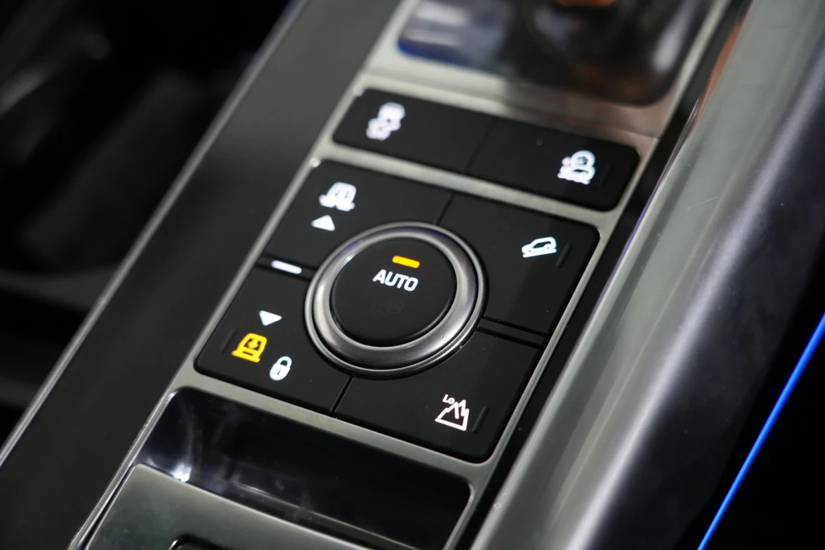 2021 Land Rover Range Rover Sport P575 SVR SUV
