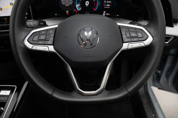 2025 MY26 Volkswagen Golf 8.5 110TSI Style Hatch image 11