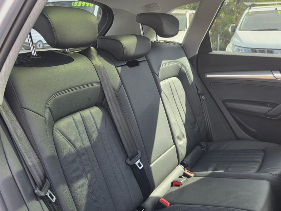 2019 MY20 Audi Q5 FY 40 TDI design SUV Image 24